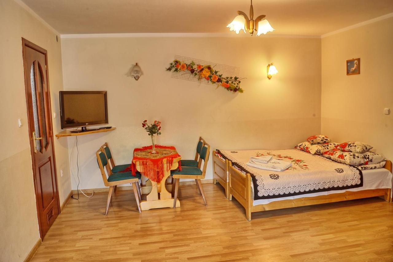 Pokoje U Borzana Bed & Breakfast Bialy Dunajec Luaran gambar